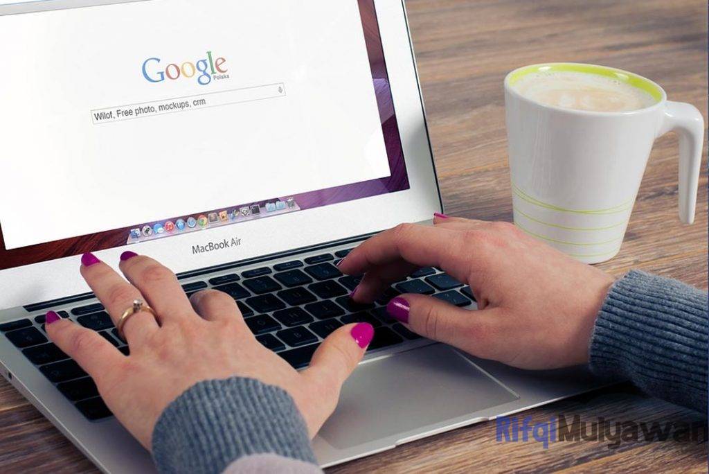 Ilustrai Gambar Manfaat Manfaat Website Dalam Membahas Pengertian Situs Web Atau Website