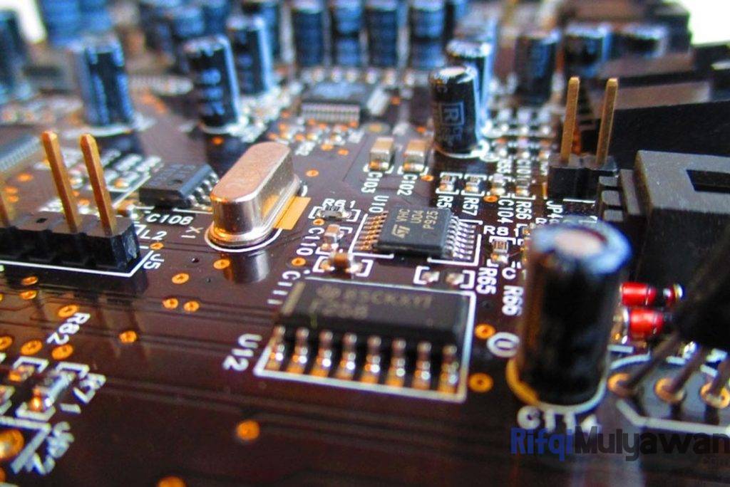 Ilustrasi Gambar Jenis Jenis Hardware Dalam Membahas Pengertian Hardware