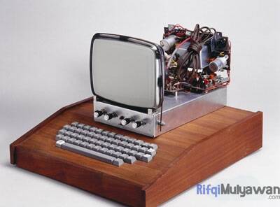 Contoh Gambar Motherboard Tahun 1976