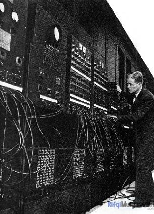 Gambar ENIAC Computer