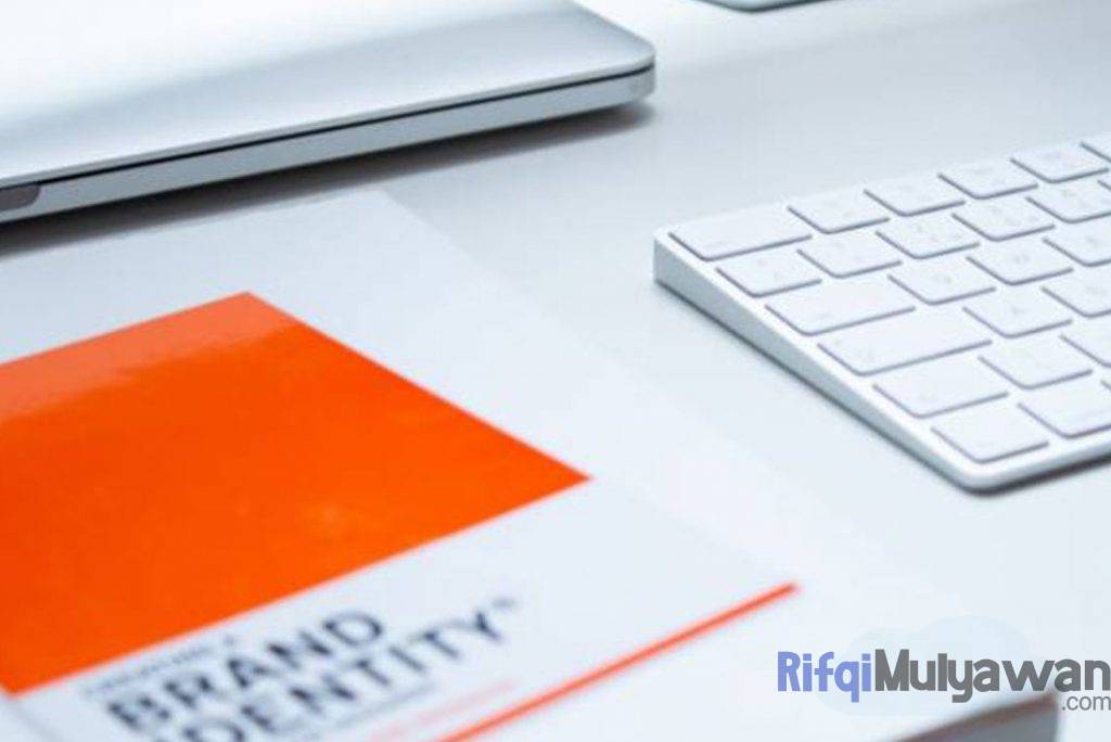 Gambar Poin Penting Dalam Kiat Atau Tips Cara Memilih Sebuah Nama Brand Merek Untuk Bisnis Digital Website Pakaian Makanan Dan Lainnya Lebih SIngkat Lebih Bagus