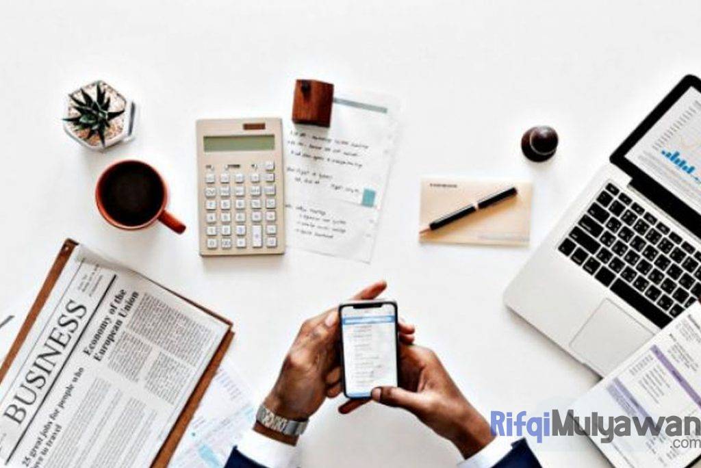 Ilustrasi Gambar Jenis Dan Macam Macam Manfaat Business Technology Dalam Membahas Arti Dan Pengertian Dari Teknologi Bisnis