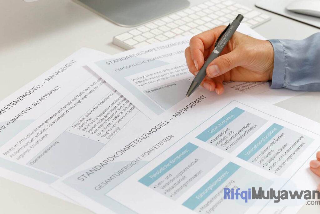 Ilustrasi Gambar Macam Macam Manfaat Melakukan Dan Menerapkan Competency Assessment Serta Apa Saja Caranya Berdasarkan Best Practice Atau Praktik Terbaik Serta Perbedaannya Dengan Evaluation